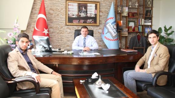 Türkiye Öğrenci Meclisi 13. Dönem Başkanı Mahmut Ekrem VAROL ile Erzurum Büyükşehir Belediyesi Gençlik Koordinatörü Mustafa GÖKDEMİR Müdürlüğümüzü ziyaret ettiler.