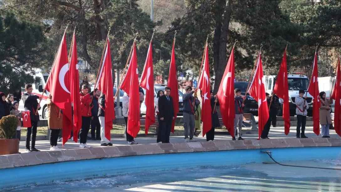 Atatürk'ü Hasret ve Minnetle Andık